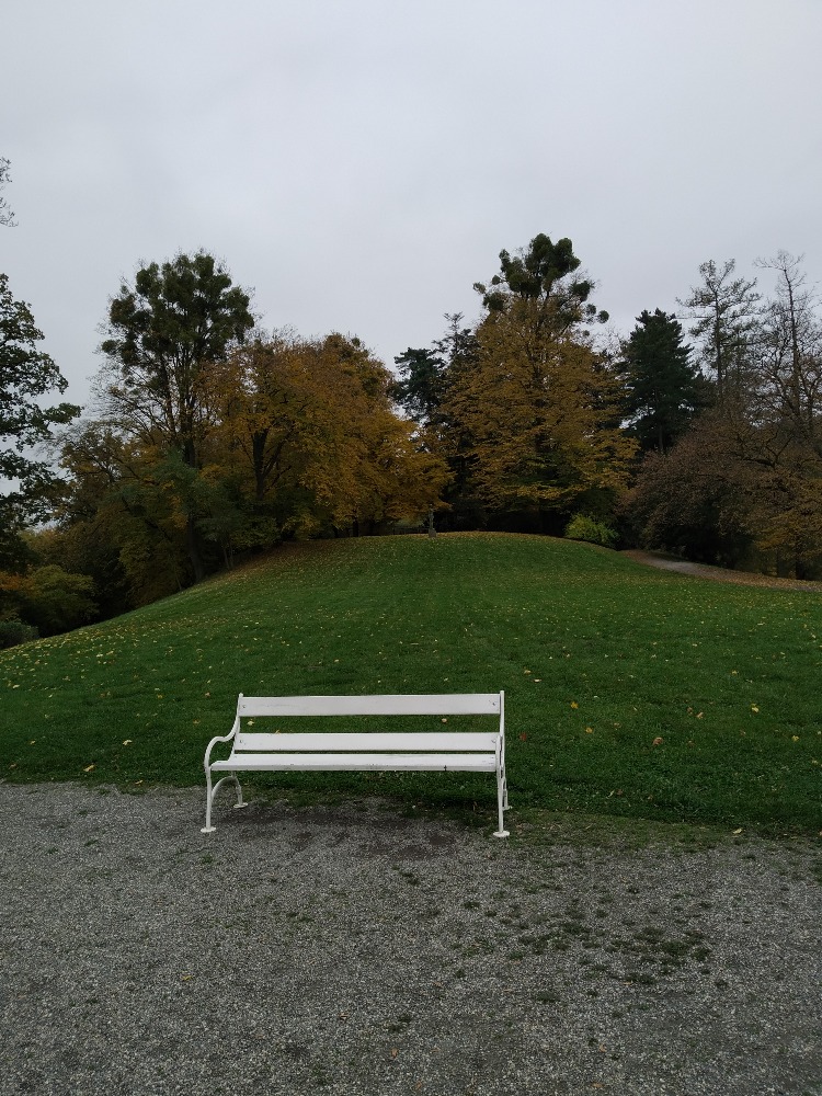 Hradec nad Moravicí - ze zámku na Bezručovu vyhlídku 