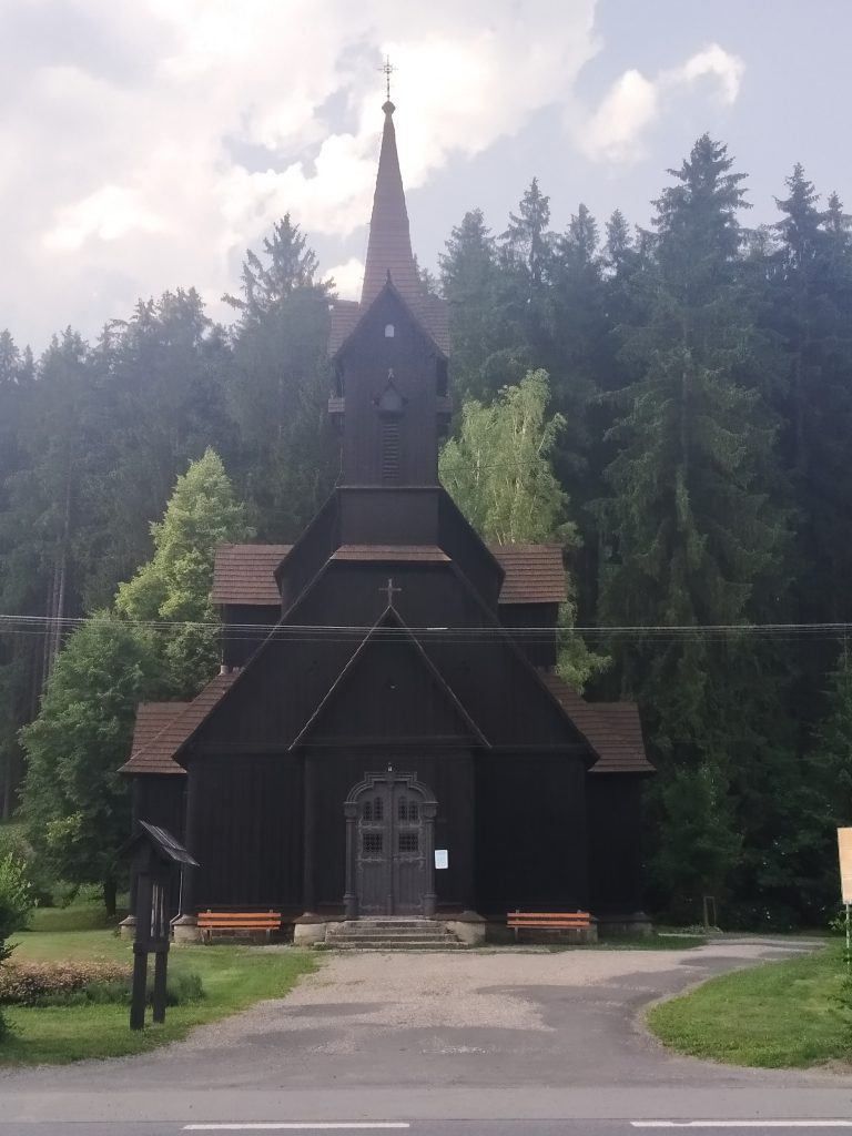 Pašerácká a Medvědí stezka u Bílé v Beskydech